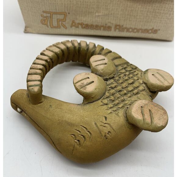 Vintage ARTESANIA RINCONADA CROCODILE #49 RETIRED SIGNED Original Box - Picture 6 of 7